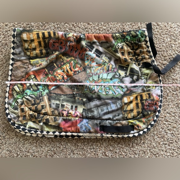 Equine Textiles Graffiti Print Jump Saddle Pad - Picture 7 of 8